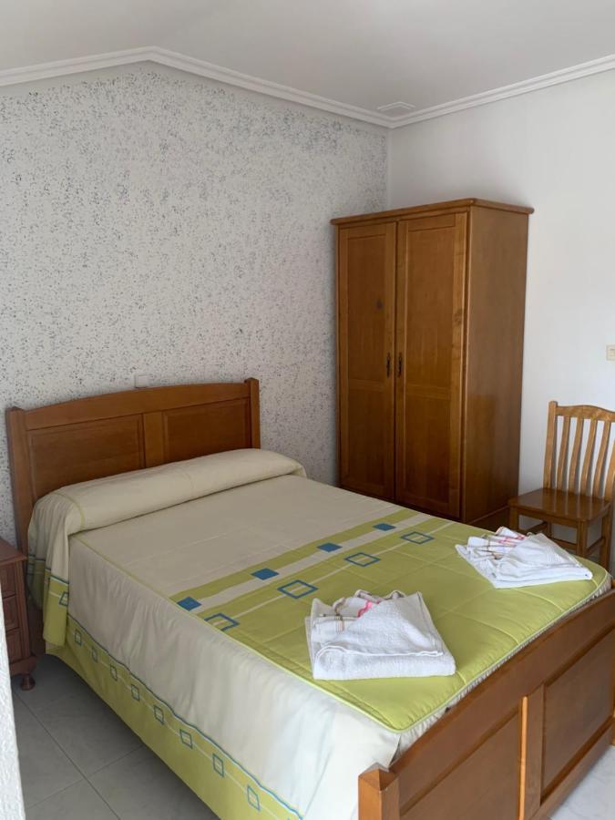 Hostal Sequeiros Сан-Сиприан-де-Виньяс Экстерьер фото