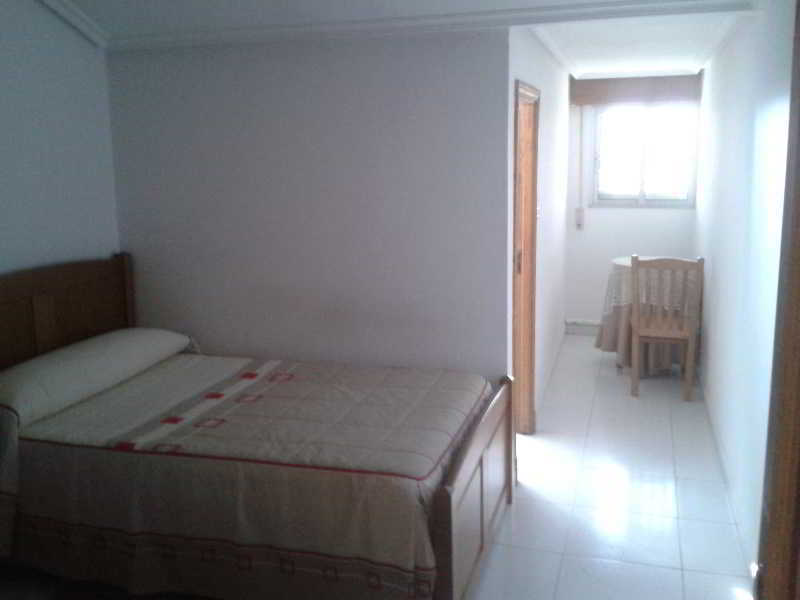 Hostal Sequeiros Сан-Сиприан-де-Виньяс Экстерьер фото